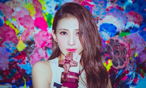 妞專訪：原諒她就是這樣賊賊的女生！戴佩妮16年後闖進小巨蛋 妞專訪、戴佩妮、賊、你要的愛、街角的祝福、小巨蛋、演唱會、佛跳牆、妮樂佛