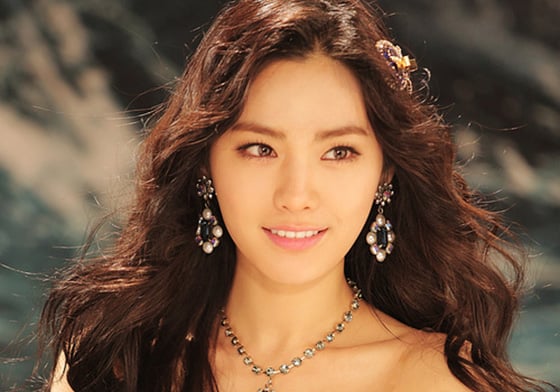 讓你理所當然在IG贏得大家目光！本週必看的微變身系彩妝 美妝週記、雅詩蘭黛、estee lauder、EL、香緹卡、Chantecaille、M.A.C、限量、限定、夏天、夏季、2016新品、2016春夏彩妝、美妝品、化妝品、新品、設計師、美人魚、上鏡、混血顏、混血、戲曲、崑曲、Chris Chang、聯名、聯名商品、張文軒、神話夏天