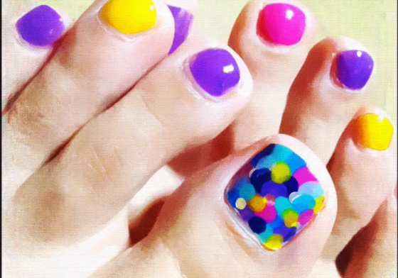 如果愛麗兒也擦指甲油應該就是這樣吧！夏季限定「美人魚」指甲彩繪 指甲彩繪、指彩、美甲、指甲油、美人魚