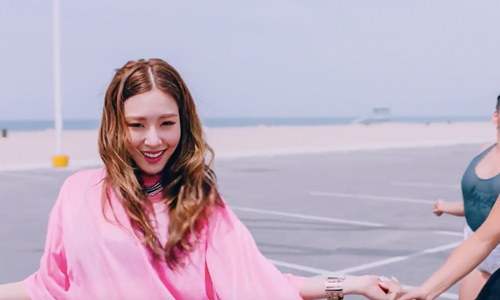 等不到西卡沒關係因為帕妮來了！快跟著Tiffany新歌一起dance  少女時代、tiffany、帕妮、Jessica、 I Just Wanna Dance、solo、單飛