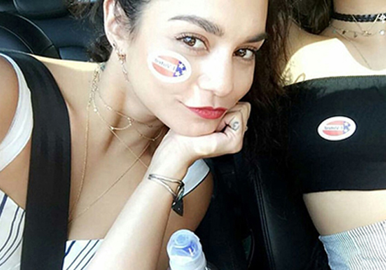 大明星都約好這天玩自拍？美國投票日他們用這招昭告天下「我投票囉！」 美國、投票、明星、名人、I Voted