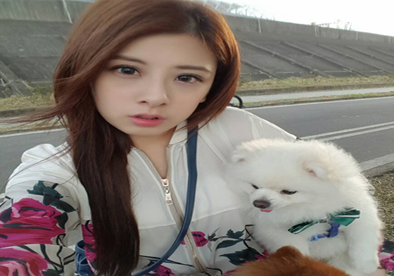 [友站新聞] 時尚女子方程式！春夏彩妝╳潮流服飾＝最高品味女子 VOCE、時尚、春夏、彩妝、潮流、女子、日系、薄紗、花朵紋、橘色、紅色