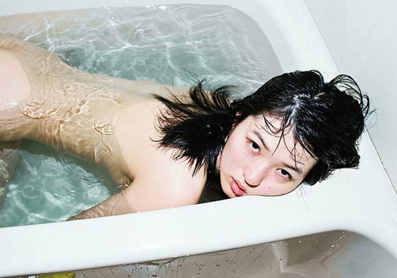 她就是能把情色拍得很藝術　神祕又透明的裸體模特兒兔丸愛美 兔丸愛美、裸體、裸體模特兒、日本、攝影