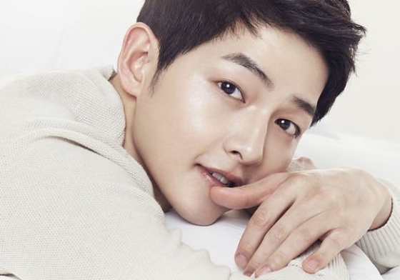 誰說化妝品一定要女性代言！歐爸代言也照買，甚至買更多 宋仲基、晉久、SHINEE、GOT7、GD、G-DRAGON