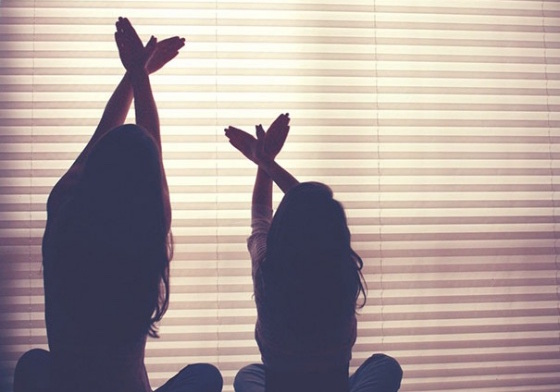 我已經長大了，不要再把我當小孩！5個傷害你父母親的話 父母、家庭、親情、吵架、父女