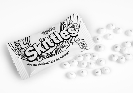 彩虹糖變白色了？！揭開脫下「彩虹」外衣背後的意義 彩虹糖、彩虹、同志、LGBT、skittles