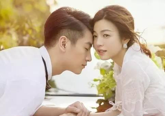 妞快報：女神喜上加喜！陳妍希領證成婚宣布懷孕三個月 妞快報、陳妍希、陳曉、結婚、懷孕