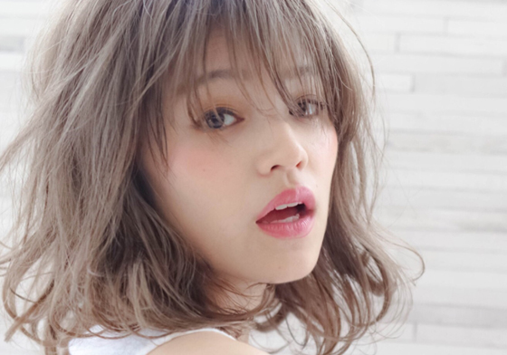 中規中矩的鮑伯頭out！女星都愛的微捲鮑伯頭強勢登場 LOB、鮑伯頭、中長髮、電棒捲、造型