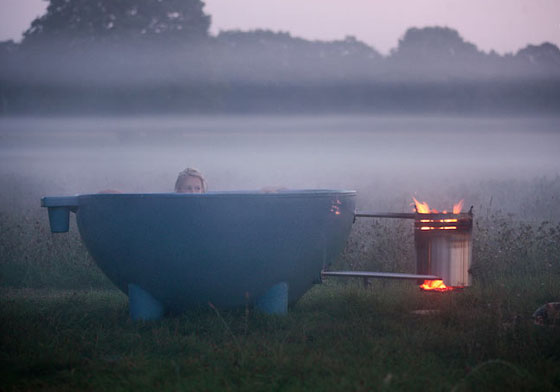 行動澡堂不是夢！帶上它讓你露營也可以享受泡湯趣 Weltevree Dutchtub、行動澡堂、澡盆、浴缸、泡湯、露營、熱水澡