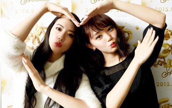 拍照總是想不出pose？日本女高中生教你拍出百變姿勢 pose、拍照、自拍、日本、女高中生