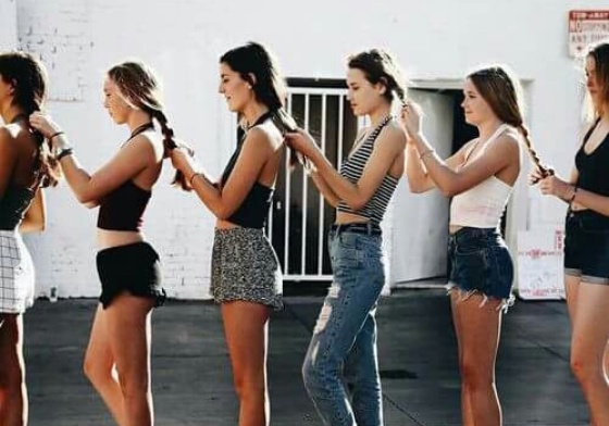 吃飽後都要把拉鍊微打開！戳破男生夢幻泡泡的8個女校真面目 女校、女生、學生、青春、幻想、真相