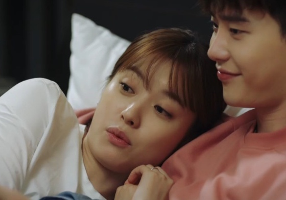 我們也想選挑釁又破格的19禁啊！姜哲與吳妍珠甜蜜又平凡的日常浪漫 韓劇、w、w兩個世界、姜哲、吳妍珠