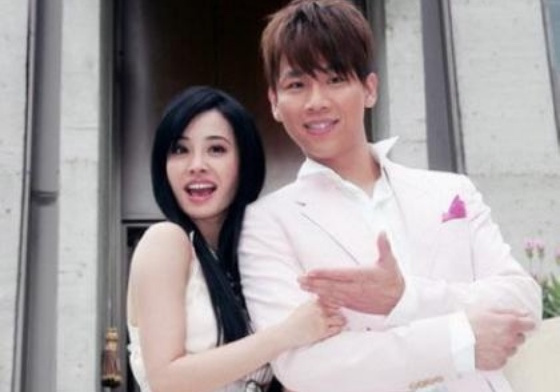 你還在「今天妳要嫁給我嗎？」屬於八年級生的5首男女對唱情歌 八年級生、薛凱琪、方大同、復刻回憶、tank、Selina、獨唱情歌、卓文萱、黃鴻升、愛的主旋律、王力宏、你是我心內的一首歌、戴愛玲、信、千年之戀