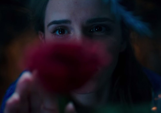 真人版的時鐘管家長相好奢華啊！《美女與野獸》最新劇照公開啦～ 美女與野獸、Beauty and the Beats、艾瑪華森、Emma Waston、丹史蒂文斯