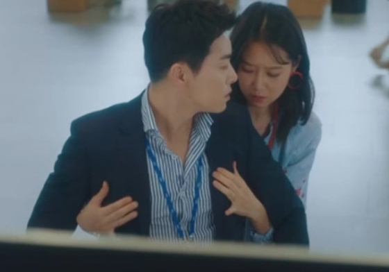 韓劇史上最會騷擾男主的女主角！《嫉妒的化身》孔曉振成為進擊的女人 韓劇、嫉妒的化身、孔曉振、曹政奭、蘇志燮、主君的太陽、朴寶英、騷擾、華信、表娜麗