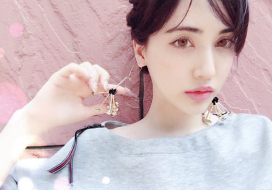 妞特企：玩色也有分很多種 姐教妳用唇色吸引對方親吻的微衝動 妞特企、資生堂、心機星魅口紅唇凍、姊姊、年下男