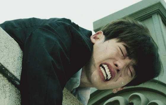 錯過垃圾車又沒人能幫忙倒！6個異鄉遊子寂寞覺得冷的時刻  異鄉、遊子、中秋、寂寞、外宿