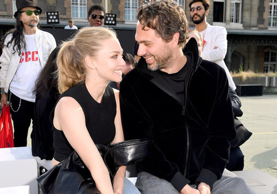 妞快報：《熊麻吉2》女星死會！亞曼達塞佛瑞被證實與百老匯男星訂婚 熊麻吉2、亞曼達、鐘點戰、媽媽咪呀、亞曼達塞佛瑞