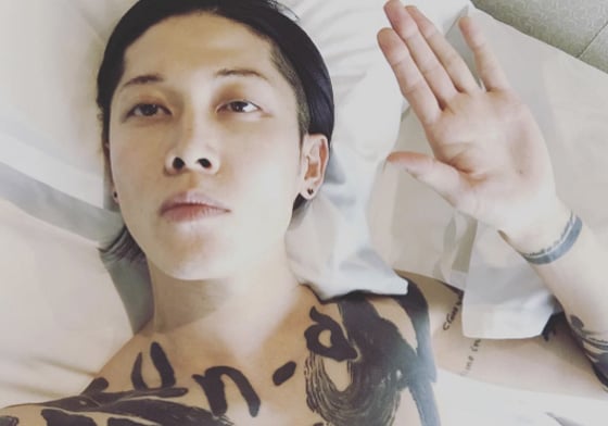 吉他武士兼帥氣老爸MIYAVI再登台！告白想聽哪首歌送你簽名專輯 MIYAVI、fire bird、吉他武士永不屈服、帥、難民營