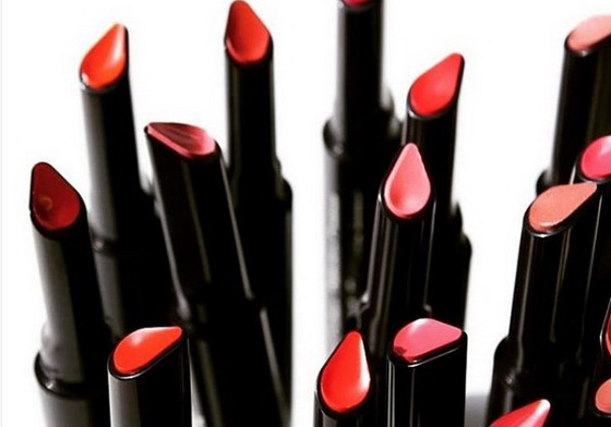 不只是噱頭而已！這些有著「特殊造型」的彩妝都是有特別用意的！ 新奇、特殊、特殊形狀、特殊造型、2016新品