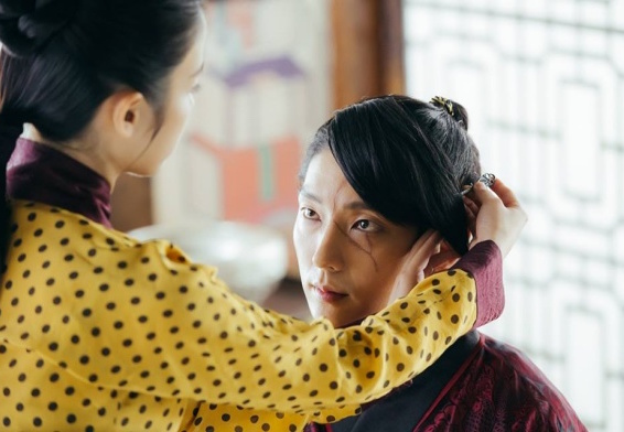 快送上防水遮瑕膏給四皇子啊！《步步驚心：麗》連化妝品也穿越啦 韓劇、步步驚心：麗、王堯、眼線、王銀