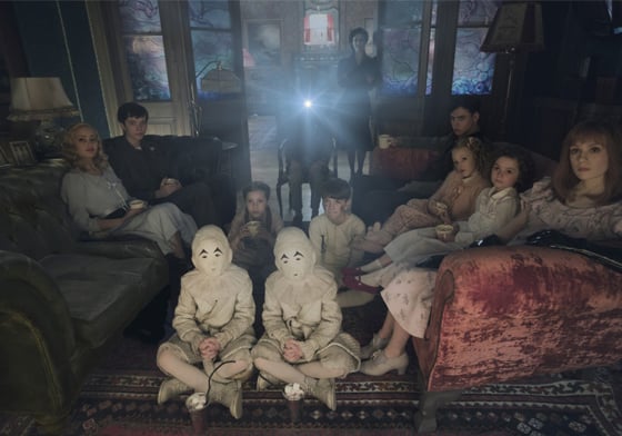 隼夫人大宅是真有其地！8個《怪奇孤兒院》的驚奇小秘密 《怪奇孤兒院》、提姆波頓、奇幻、秘密、幕後