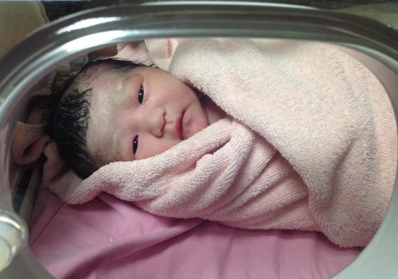 妞快報：小籃球當姐姐啦！周幼婷順利產下兒子「藍小弟」 藍正龍、周幼婷、妞快報、懷孕、生子、小籃球、藍小弟