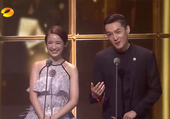 妞快報：胡歌兩句話就讓林依晨淚崩！「射鵰CP」默契依舊好 妞快報、胡歌、林依晨、射鵰英雄傳、CP