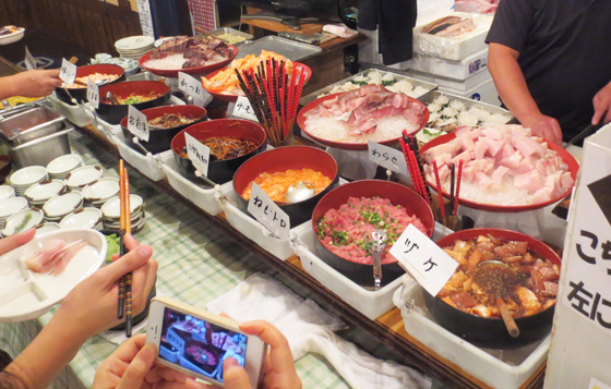 你有聽過魚卵吃到飽嗎？連半澤直樹都愛的生魚片居酒屋在淺草 魚卵、生魚片、半澤直樹、淺草、生魚片、居酒屋、東京、日本、放題、吃到飽