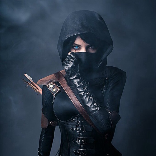 妞書僮：熱血痛快的犯罪小說《鬼影大盜》轉載2-1 犯罪、小說、文學、鬼影、驚悚、懸疑、黑色、逃亡、羅傑霍布斯、推理、電影改編、讀讀書