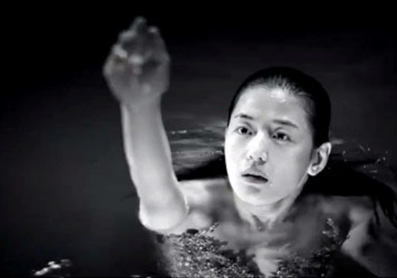 全智賢美人魚來了啊！從朝鮮時代秘密來的《藍色海洋的傳說》 藍色海洋的傳說、美人魚、全智賢、李敏鎬、來自星星的你、城市獵人、主君的太陽、異鄉人醫生、西班牙、於于野譚、krystal、金成鈴、金嘆、韓劇、嫉妒的化身