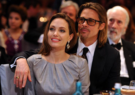 妞快報：小布私下帶女模回家過夜？裘莉擬寫書揭開布裘婚姻黑暗面    妞快報、布裘戀、離婚、安潔莉娜裘莉、布萊德彼特