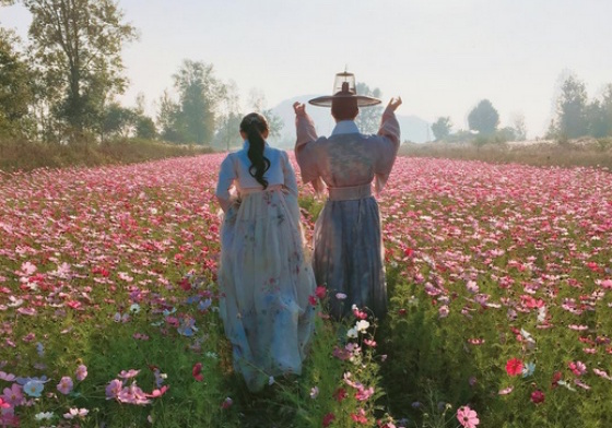 「你是充滿我整個世界的樂瑥！」盤點《雲畫的月光》4個經典吻戲 雲畫的月光、李韺、洪樂瑥、洪三郎、朴寶劍、金裕貞、親吻、KISS、告白之吻、懲罰之吻、離別之吻、結局之吻