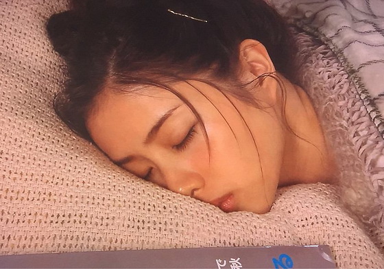 隨時都以完美全妝示人？美妝編輯私下的真面目其實是這樣... 美容編輯、美妝編輯、編輯、妞編輯、文字工作、文字工作者、寫作、寫字、美妝產業、職場、職業、雜誌、網路編輯、夢幻職業、化妝品、美妝品、甘苦談、小祕密、職場祕辛、秘辛、秘密、OS