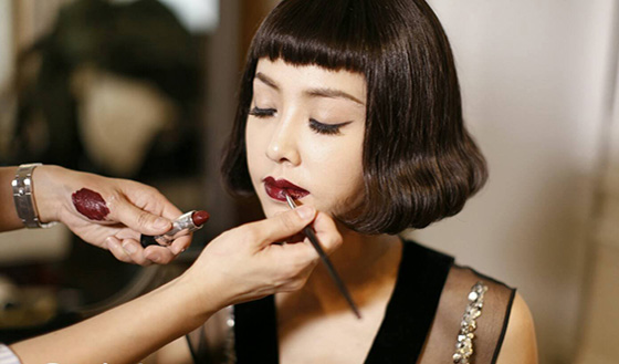 就是要跟姐一樣霸氣！Jolin御用彩妝師親授4招畫出秋冬趨勢唇 呸姐、Jolin、蔡依林、唇妝、簡淑玲