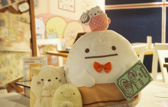 好想跟牠們一起窩在牆角！角落生物限時咖啡廳大阪開張 角落生物、限時、咖啡廳、大阪、日本