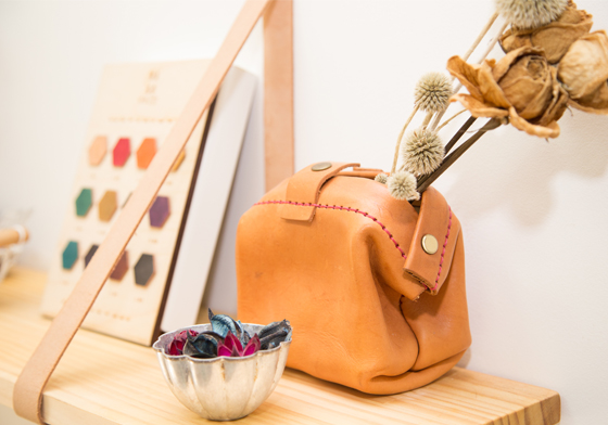 妞專訪：令人無法不著迷的手作空間！藝術家夫妻合力打造「好貨概念實驗室」 好貨概念實驗室、Haohuo.lab、來趣、妞專訪、手作、Justin、Chili、皮革、木作、職人、藝術