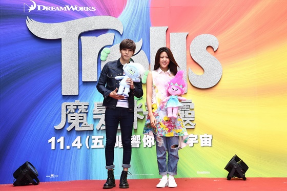 [新聞稿]年度最搞怪的萬聖節！Bii與《魔髮精靈》粉絲同樂慶祝！ 魔髮精靈、夢工廠、動畫、音樂劇、電影、畢書盡、Bii、劉艾立、Erika、萬聖節、巨魔娃娃