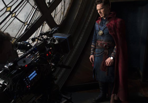 想看更多漂浮小斗篷！《奇異博士》的十個幕後花絮 Bc、班尼狄克康柏拜區、漫威、奇異博士、魔法