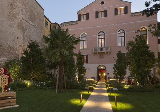 台灣人在威尼斯開五星級飯店！Palazzo Venart根本是絕美藝術殿堂 Palazzo Venart Luxury Hotel、雲水之都、威尼斯、義大利、旅遊、觀光、雲朗集團、聖十字區、聖馬可廣場、大運河、中國文化、留白、貴族宅邸