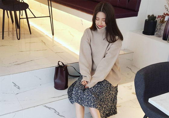 碎花長裙很阿嬤？不，多層次碎花穿搭正韓正時尚 韓系、穿搭、碎花、長裙、造型