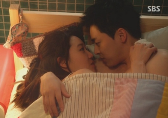 「要不要和我睡？」《嫉妒的化身》孔曉振床上撩華信5招 嫉妒的化身、曹政奭、孔曉振、華信、娜麗