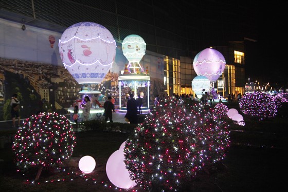 [新聞稿]2016「愛．Sharing」點燈活動開跑！一起感受充滿愛與分享的聖誕節 愛、分享、愛．Sharing、2016、聖誕節