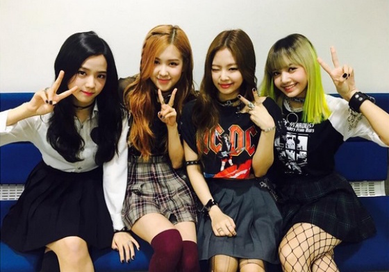 可以做表情包了啦！BLACKPINK綜藝小幼苗《一周偶像》初登場 BLACKPINK、一周偶像、weekly idol、 Jisoo、Jennie