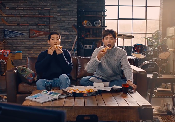 寶劍配仲基又來誘惑大家吃晚餐Pizza？！而且這次連金裕貞都參一腳？ 朴寶劍、宋仲基、金裕貞、達美樂、Mr.Pizza