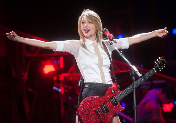 有誰比她更會宣傳自己？泰勒絲將擁有獨立電視頻道！ 泰勒絲、Taylor Swift、電視頻道、節目、AT&T