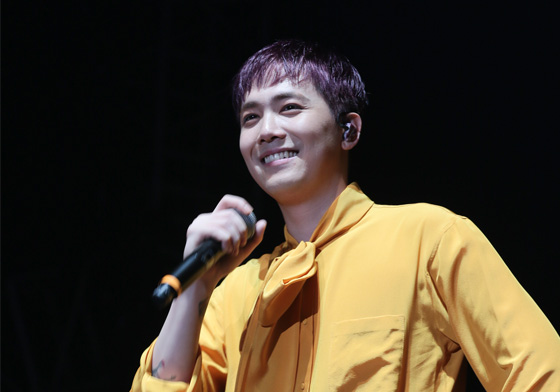洪基告白：「我覺得自己好像闖禍了」 FTISLAND超真誠開唱 李洪基、宋承炫、崔敏煥、FTISLAND、李在真