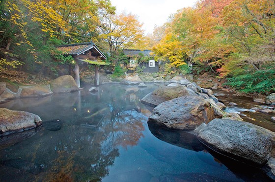 [新聞稿]中港台藝人推薦必去！日本熊本縣秋冬之旅這樣玩 日本、熊本縣、溫泉、紅葉、黑川溫泉、阿蘇、天草、人吉城