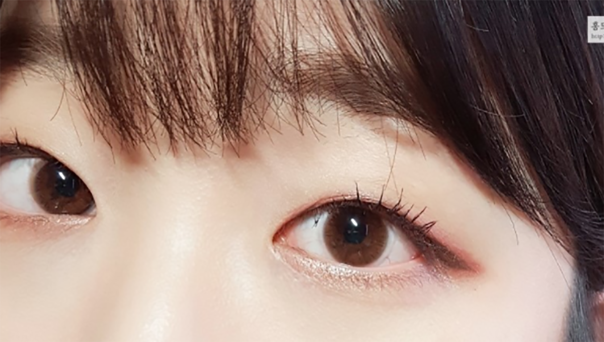 單眼皮女孩注意！性感的酒紅色妝容我們也能HOLD得住 眼妝、單眼皮、深邃、乾燥花、性感