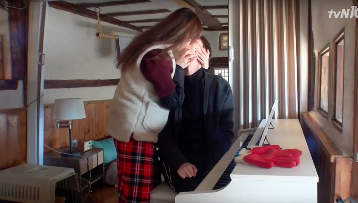 安宰賢與具惠善曬恩愛無極限！《新婚日記》預告閃瞎眾人 安宰賢、具惠善、放閃、新婚日記、dark YELLOW